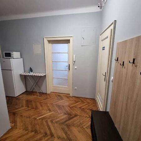 Fantastic Krk - Kr6 Room D Kraków Eksteriør billede