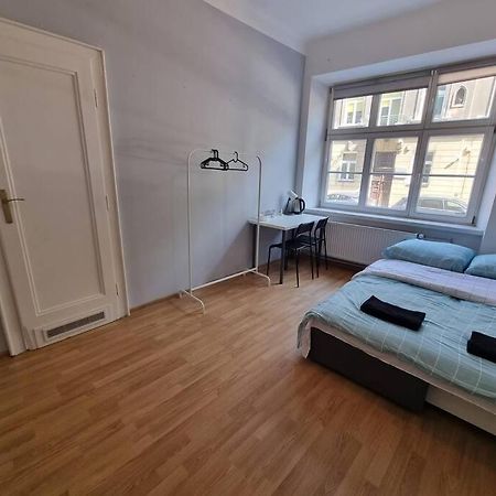 Fantastic Krk - Kr6 Room D Kraków Eksteriør billede